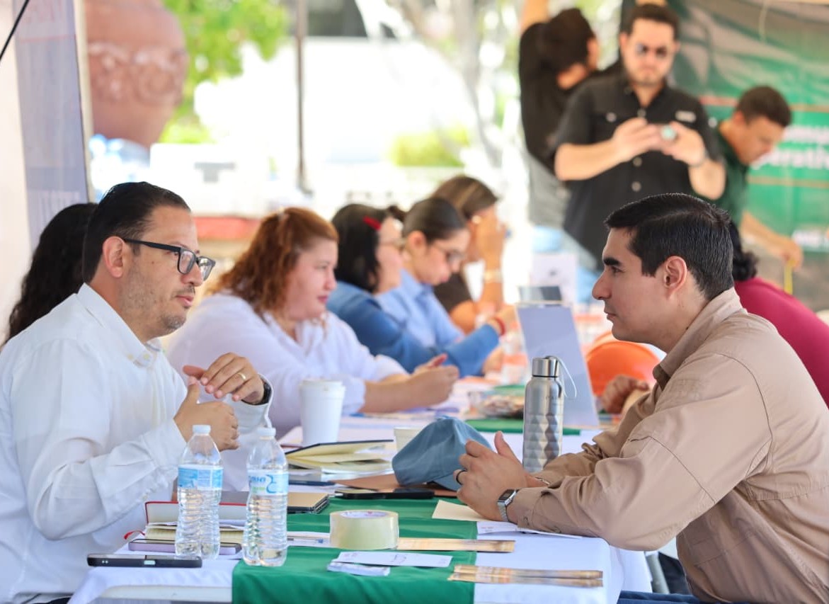 Invita SNE a ferias de empleo en La Paz y Los Cabos durante marzo